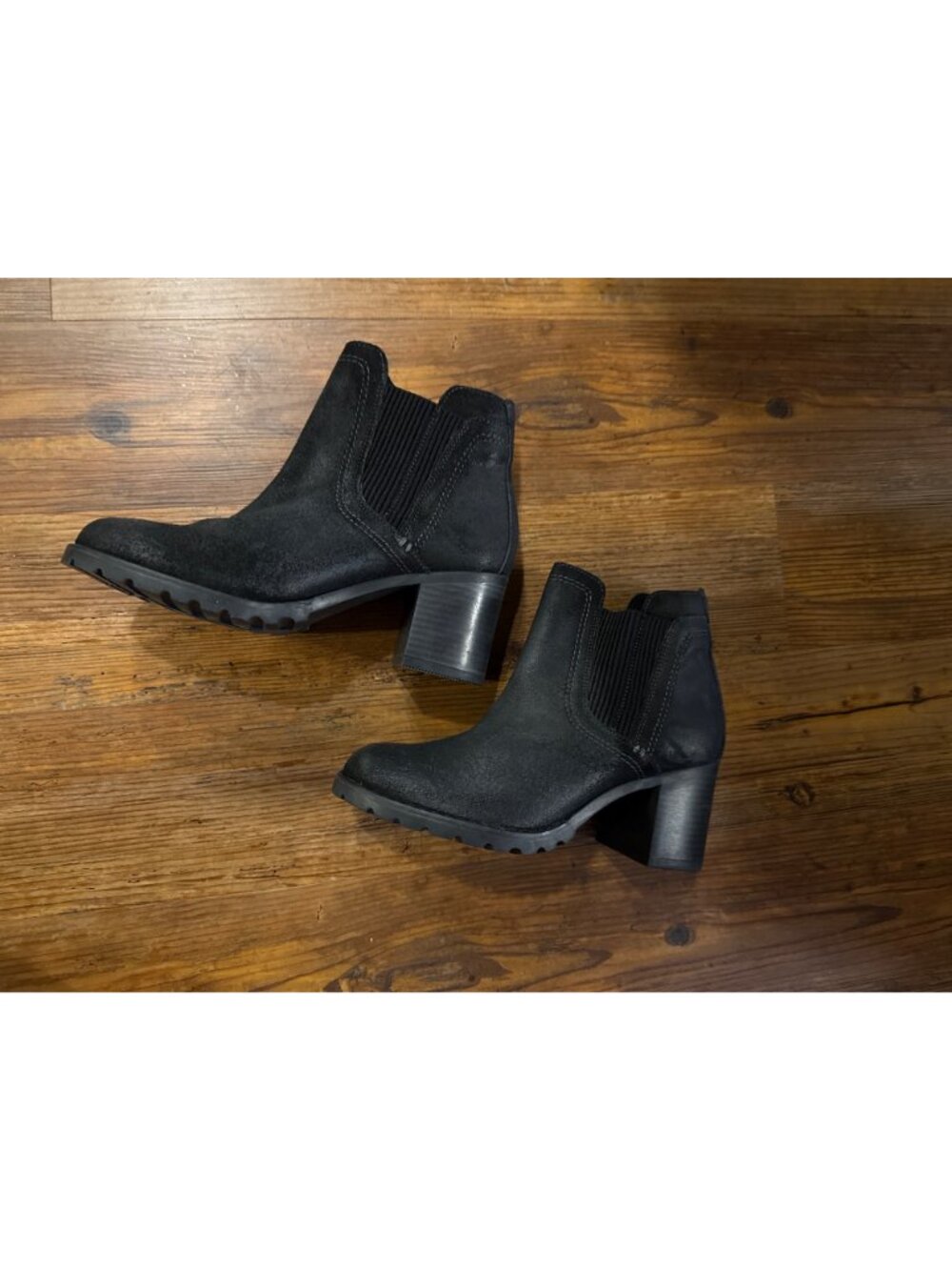 Clarks Leda Up women's black suede heeled ankle boots, size 8, brand new. - Picture 4 of 7